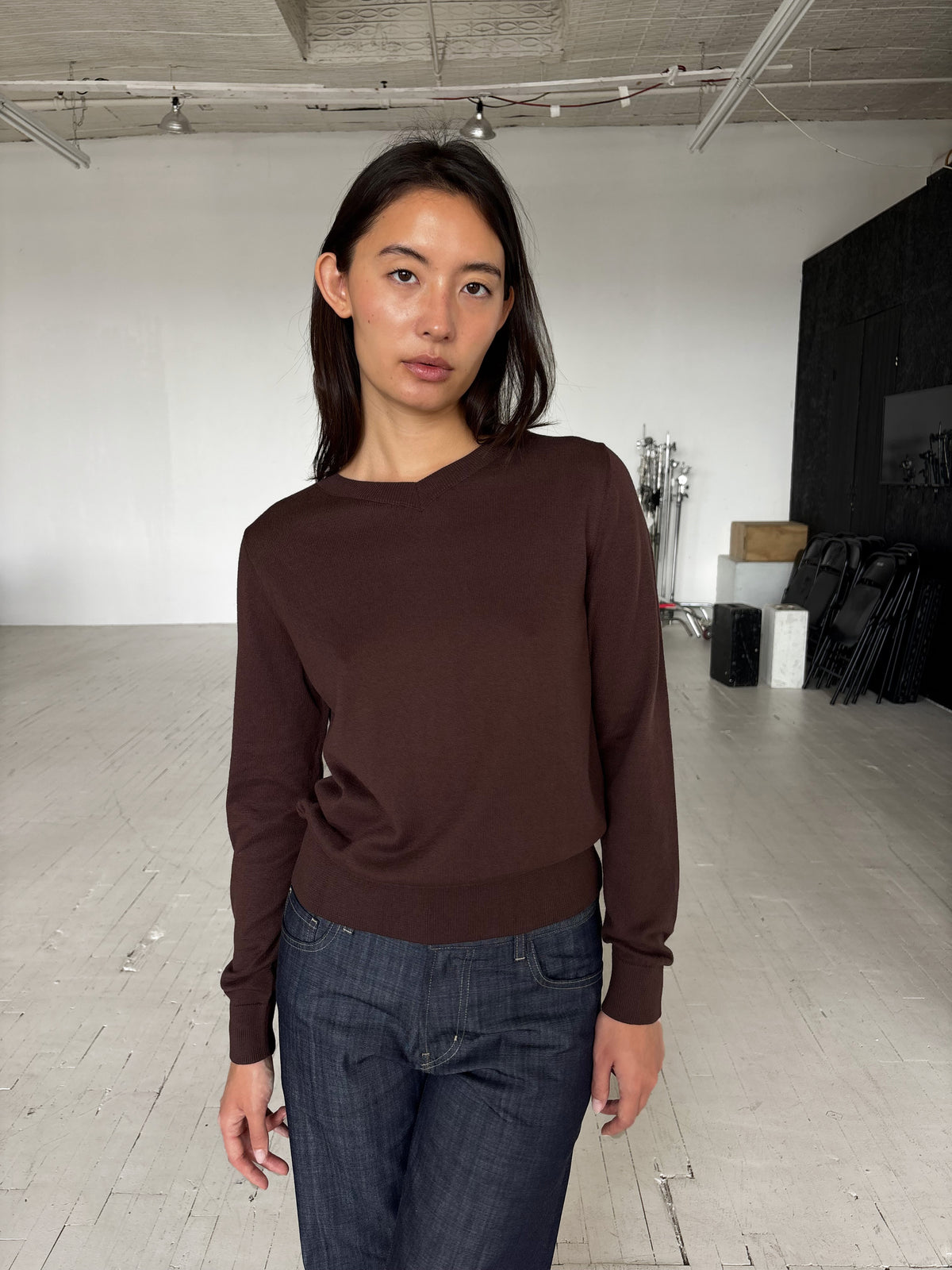 V Sweater - Chocolate