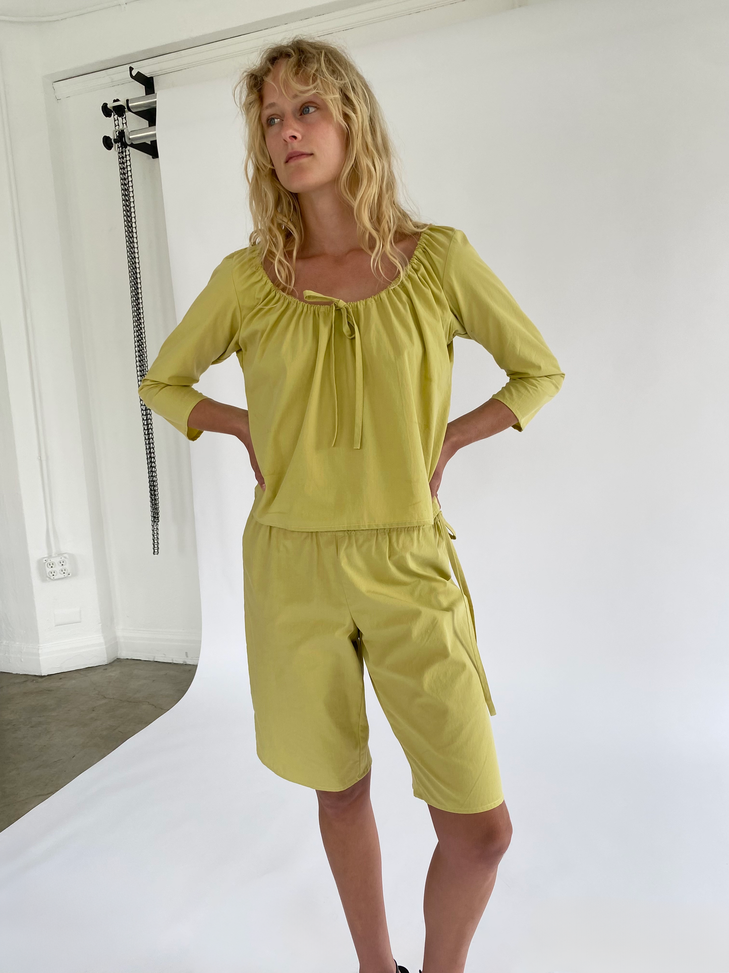 Scoop Top - Yellow