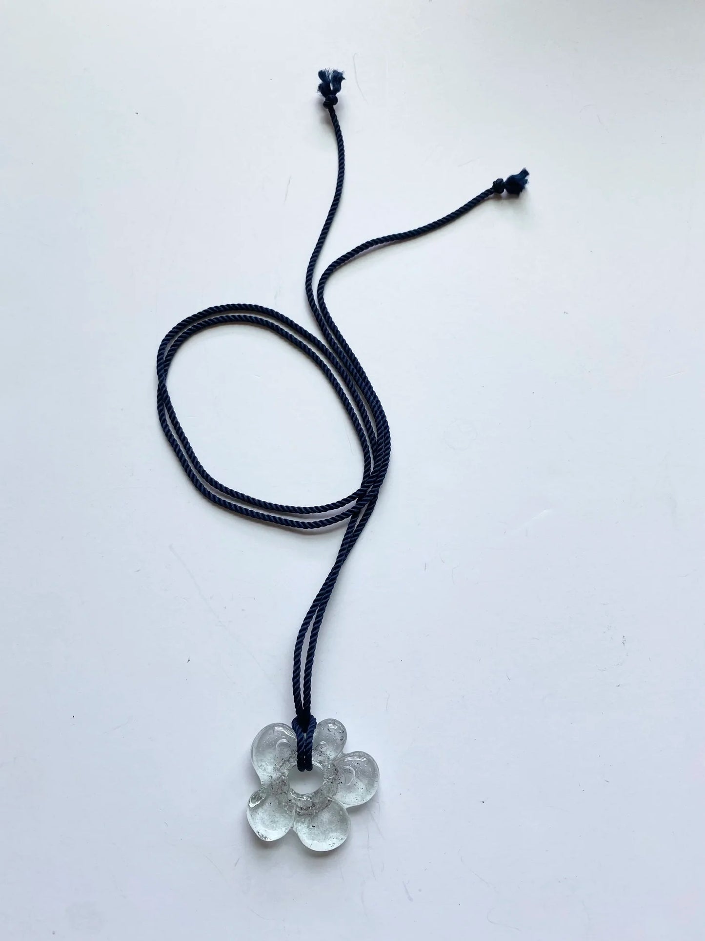 Big Flower Pendant - Clear/Navy