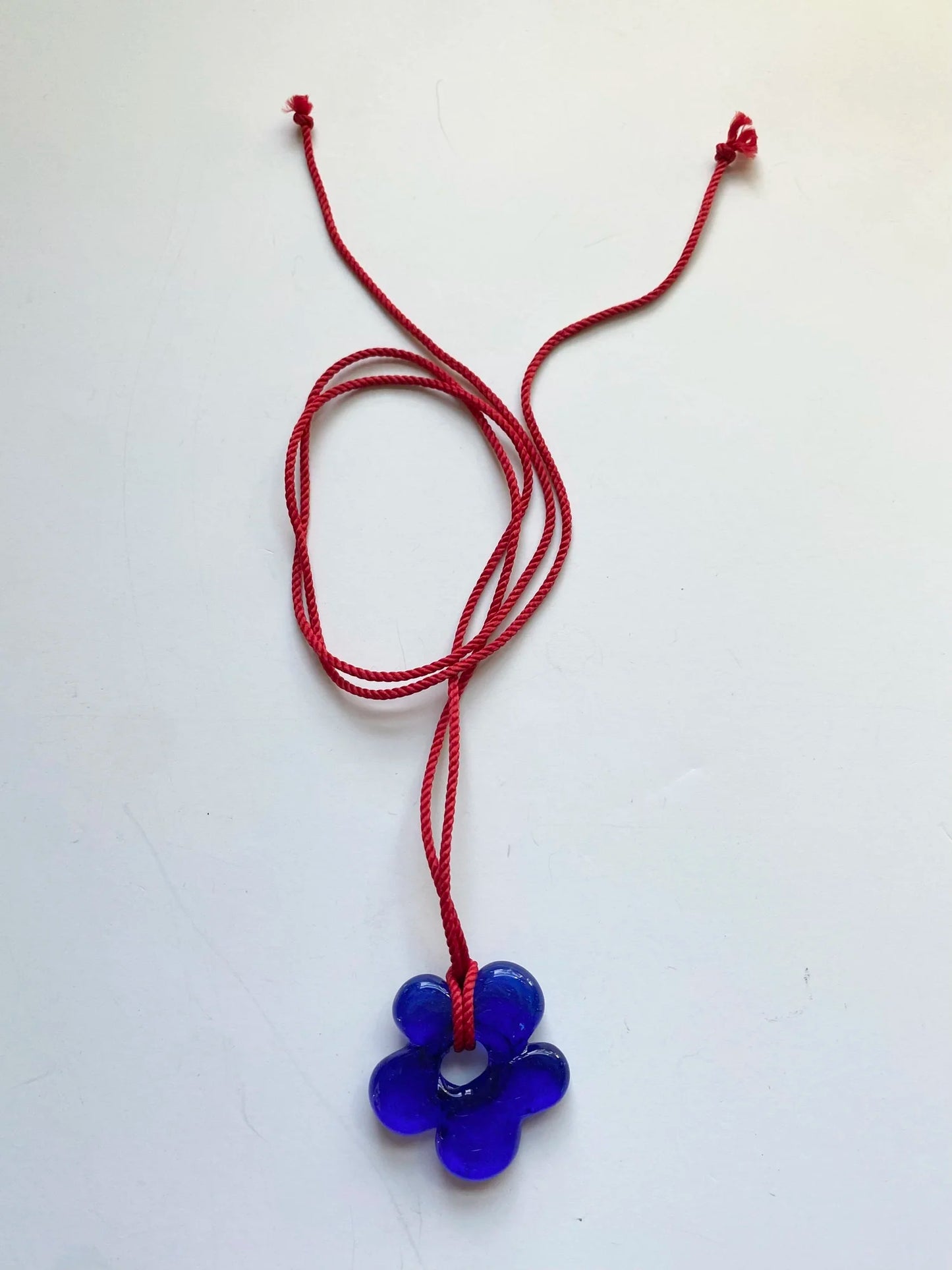 Big Flower Pendant - Red/Blue