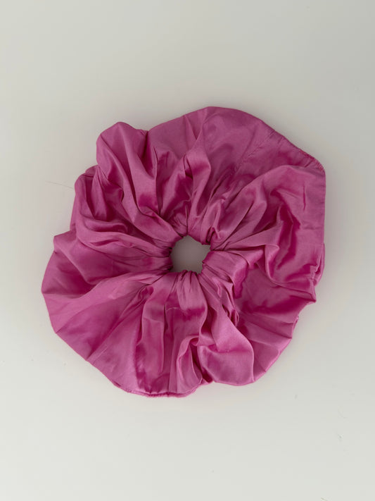 Hai x BC Silk Scrunchie - Pink
