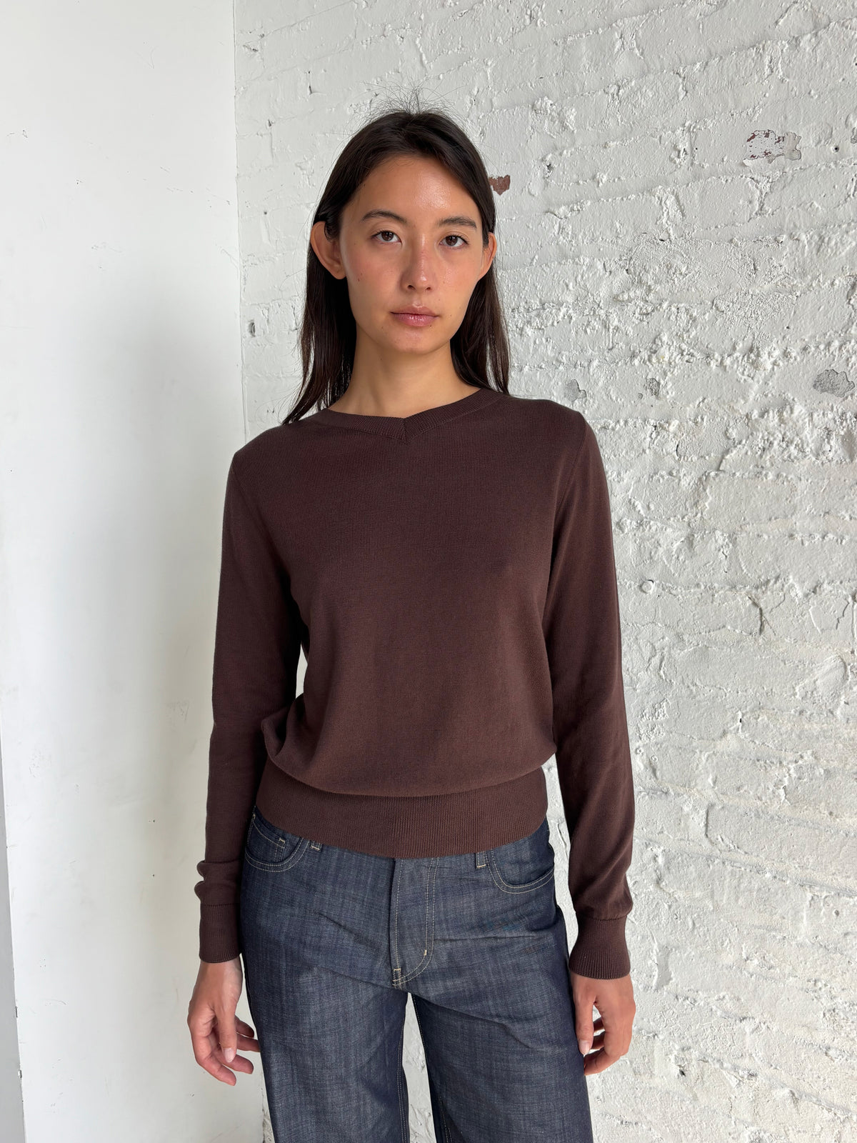 V Sweater - Chocolate