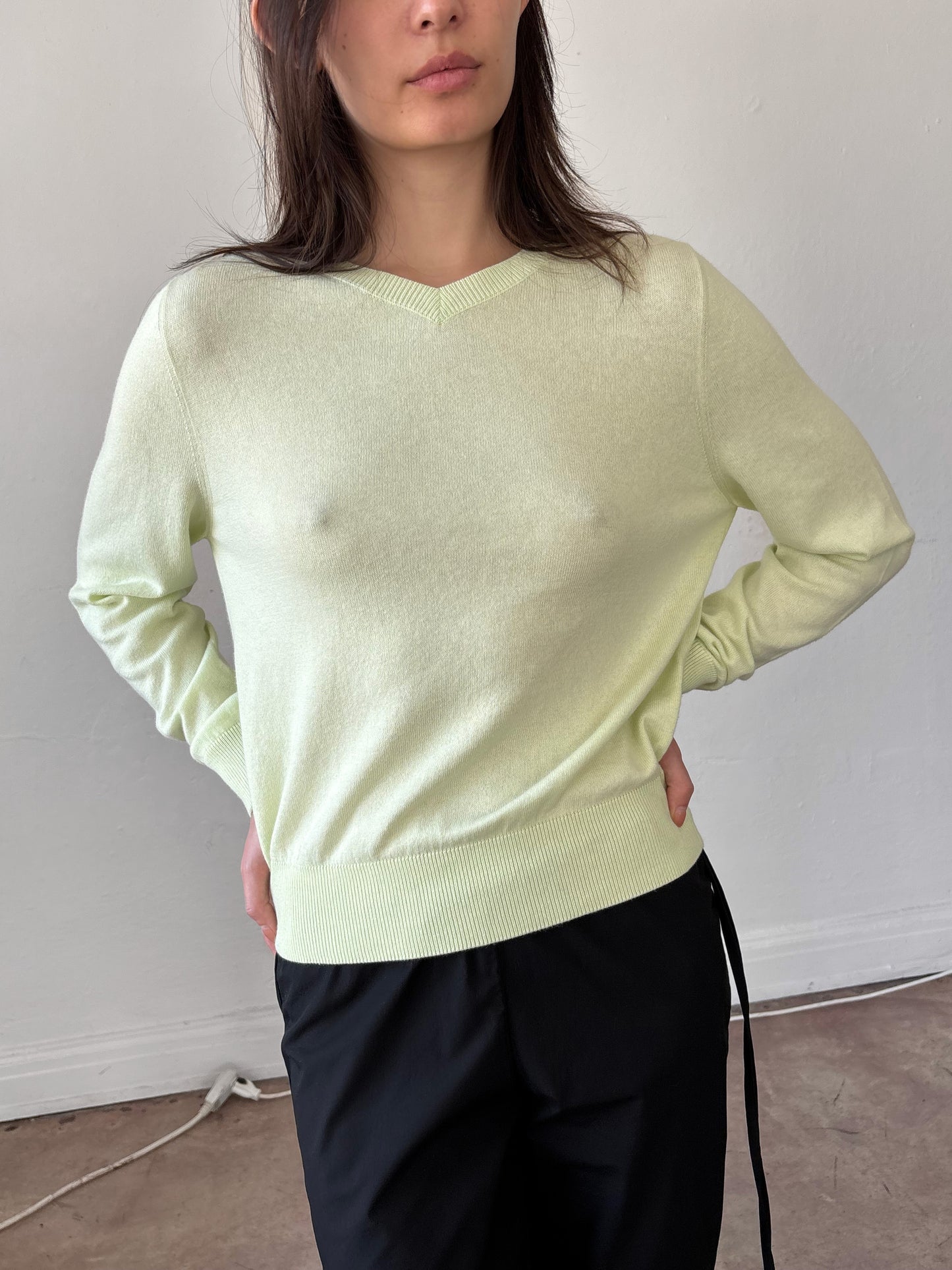 V Sweater - Melon